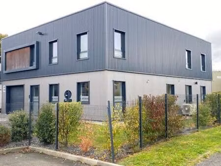 vente bureaux et commerces à saint-gilles (35590) : à vendre / 200m² saint-gilles