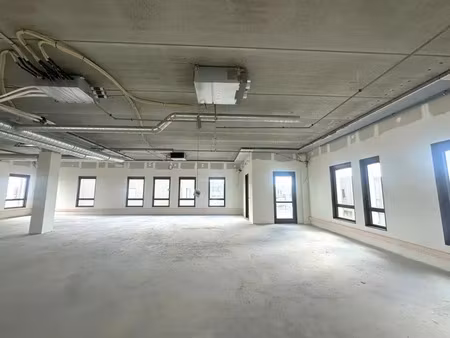 a vendre - bureaux neufs au sein du parc everest 4 à genas