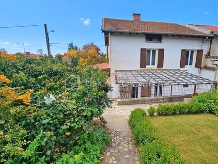 maison de 110 m² à neulise