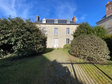 maison de maître 4 pièces 138 m2 - 2 270 m2 de terrain