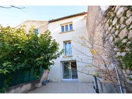 maison de village à vailhauquès – terrasse 45 m² & calme absolu