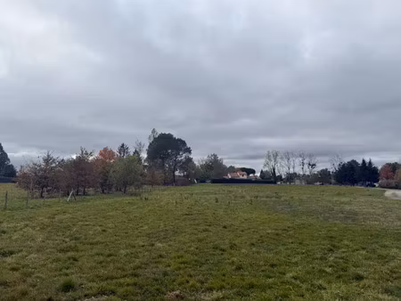 vente terrain 832 m² à landiras (33720)  110 000 €