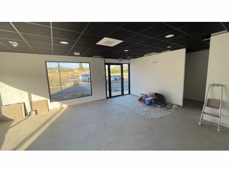 vente locaux professionnels 48 m² à cuges-les-pins (13780)  102 000 €