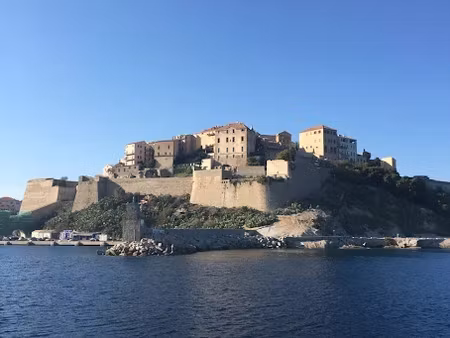 vente locaux professionnels à calvi (20260)  518 000 €