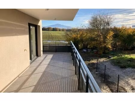 location appartement  m² t-4 à messery  2 290 €