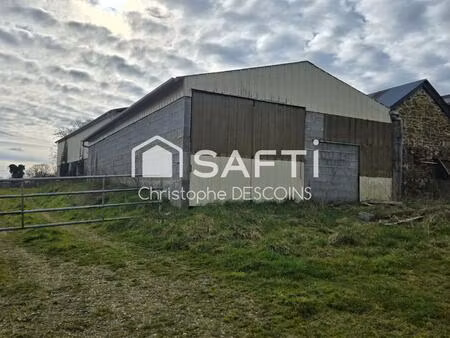 maison de 180 m² avec vastes dépendances sur 24 500 m² à chailland