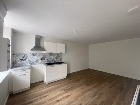 appartement t1 a louer a noailly - bourg