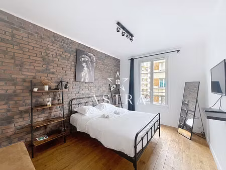 grand studio avec cuisine séparé coeur de montrouge  avenue verdier