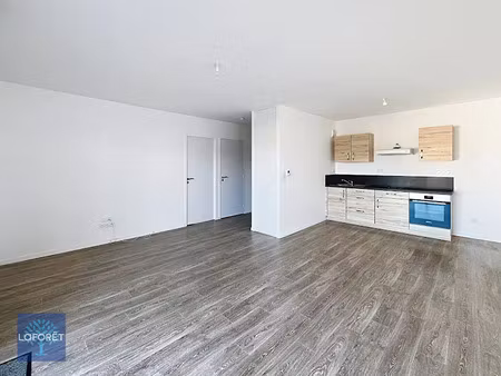 location appartement 2 pièces 50.32 m² à fougeres (35300)  700 €