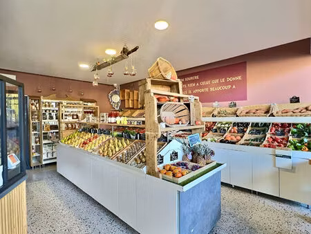 vente local commercial  43.20m²  marseille 12