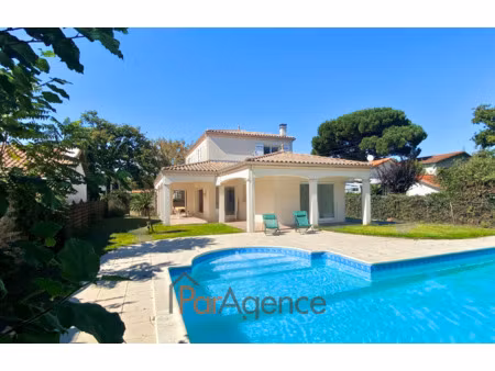 royan maison avec piscine 146 m2 4 chambres 1000 m plage
