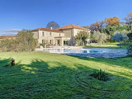 vente maison 8 pièces 350 m² à castéra-verduzan (32410)  750 000 €