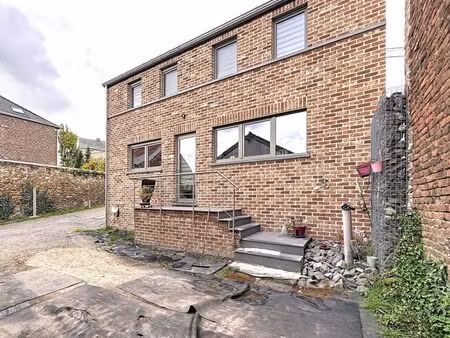 maison à louer à rue du ruisseau 4 haccourt (vbd49437)