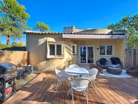 appartement en rez de jardin dans domaine avec piscine st paul en foret