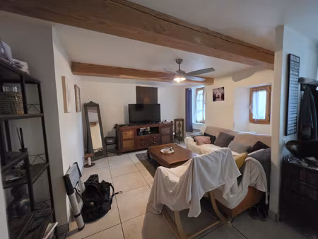 maison de village avec deux appartements + remise et jardin