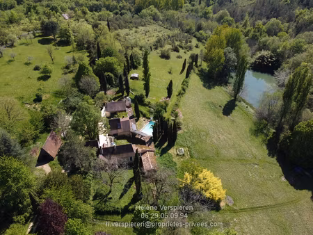 propriété deux maisons 19ha de terrain