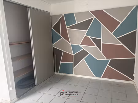 location d'un local professionnel a basse terre