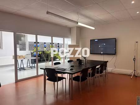 vente bureaux et commerces à coutances (50200) : à vendre / 367m² coutances