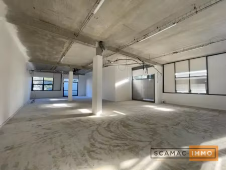 locaux mixtes de 362m²
