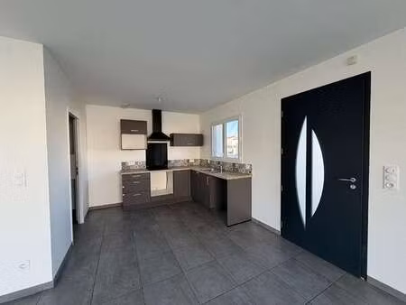 location maison à la garnache (85710) : à louer / 94m² la garnache