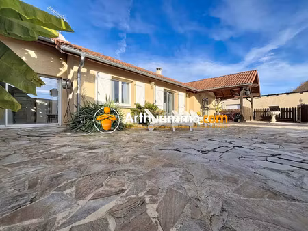 vente maison 6 pièces 125 m2 à dolomieu