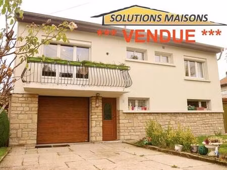 pavillon sur sous sol avec jardin