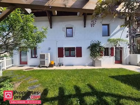 maison de prestige de 279 m2 en vente chevrier  france