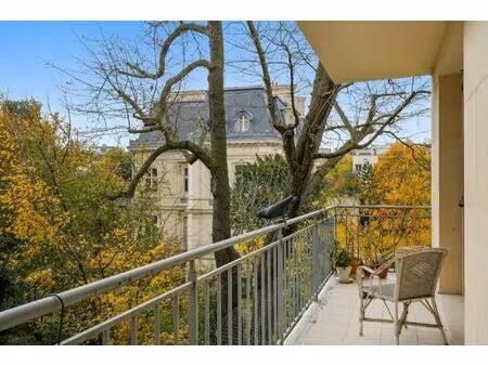 vente appartement de luxe neuilly-sur-seine 4 pièces 130 m² <meta name="description" conte