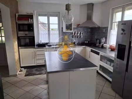 vente maison 7 pièces 110 m² travecy (02800)
