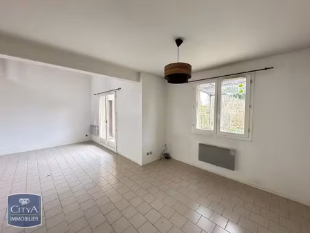 maison à louer 3 pièces 69.03 m² - senozan (71) - 750€