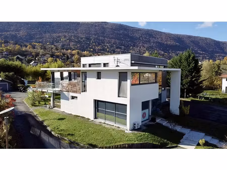 achat local professionnel 424m² sevrier 74320