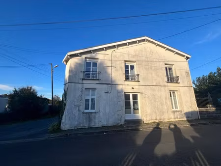 vente maison 4 pièces 89 m² à les essards (17250)  143 640 €