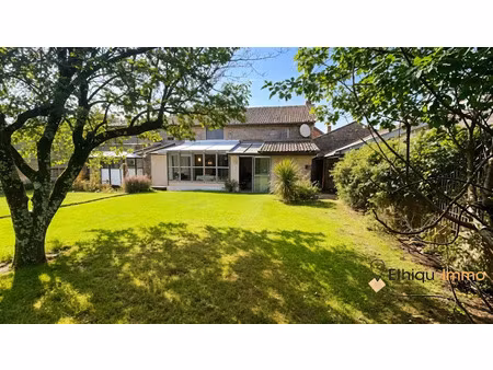 vente maison 9 pièces 208 m² à levigny (10200)  196 350 €