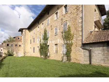 vente maison 868 m² à saint-amour (39160)  180 000 €