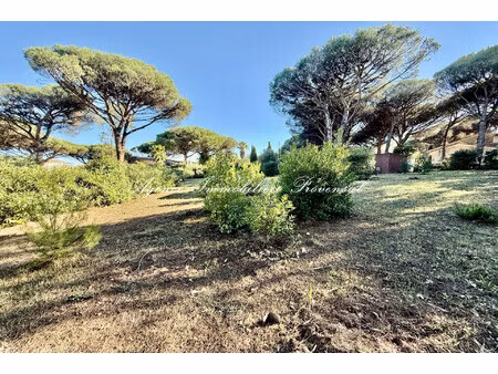 achat terrain 1 903m² ste maxime 83120