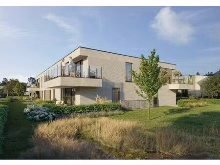 mooi hoekappartement met 2 slaapkamers en terras