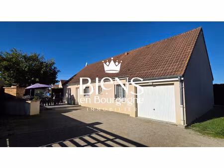 demigny  pavillon de plain pied avec 4 chambres et beau jardin c