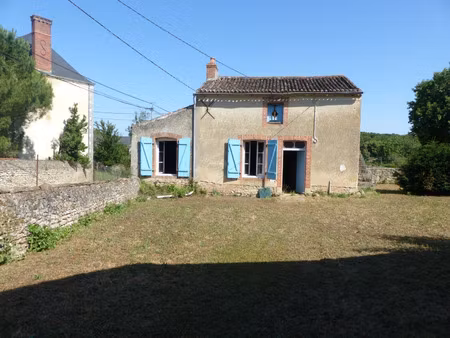 maison à vendre louin 2 pièce(s) 81m2 30 500€