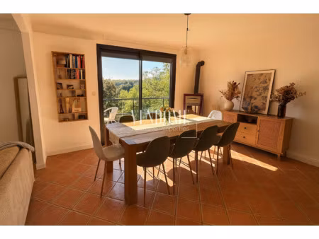 coulombs: maison avec 3 chambres  terrain de 2706 m2  grande