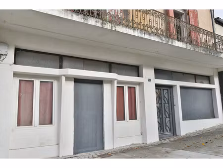 immeuble à vendre fumel 246m2 65 000€