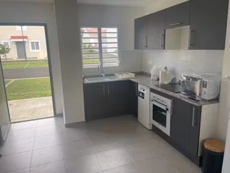 à louer aux abymes : maison de 72m2 avec terrasse  guadeloupe