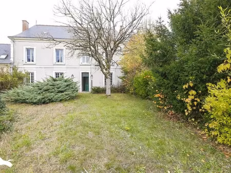 vente maison 8 pièces 280 m² à savigné-sur-lathan (37340)  270 810 €