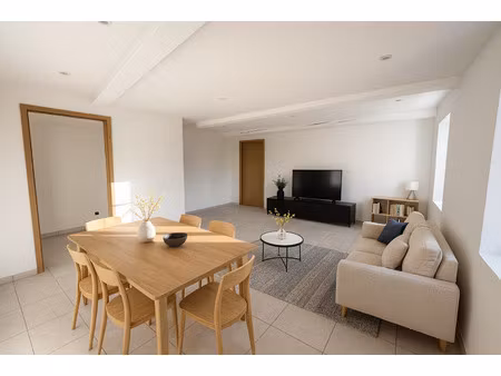 t4 neuf climatisé avec buanderie et cuisine équipée – avec ascenseur