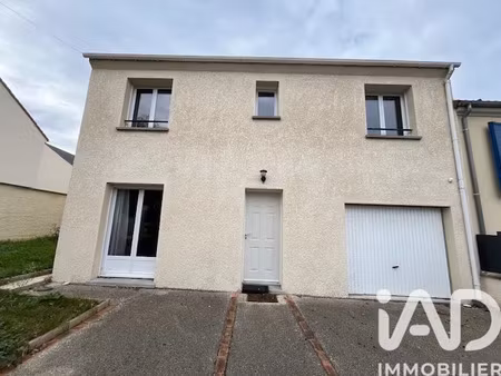 vente maison 5 pièces 105 m² à combs-la-ville (77380)  359 900 €