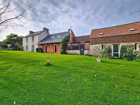 vente ferme 5 pièces 210 m² à plougourvest (29400)  411 600 €