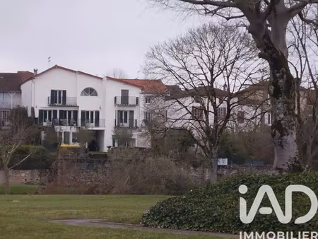 vente immeuble à saint-palais (64120) : à vendre / 786m² saint-palais