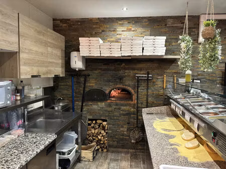 vente local commercial 20m2 saint-jean-lasseille 66300 - 592000 € - surface privée