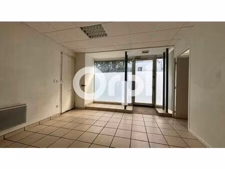location commerce 49 m² à rive-de-gier (42800)