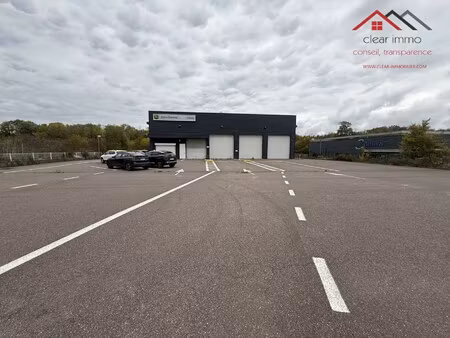 location local commercial