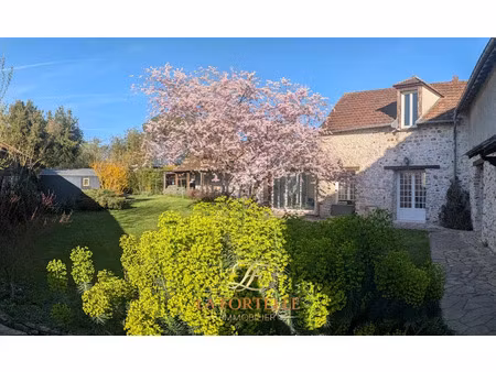 vente maison 10 pièces 247 m² à longnes (78980)  470 000 €